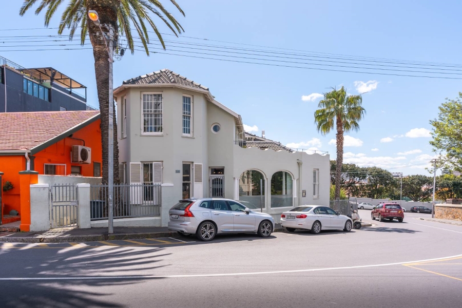 Commercial Property for Sale in Gardens Western Cape